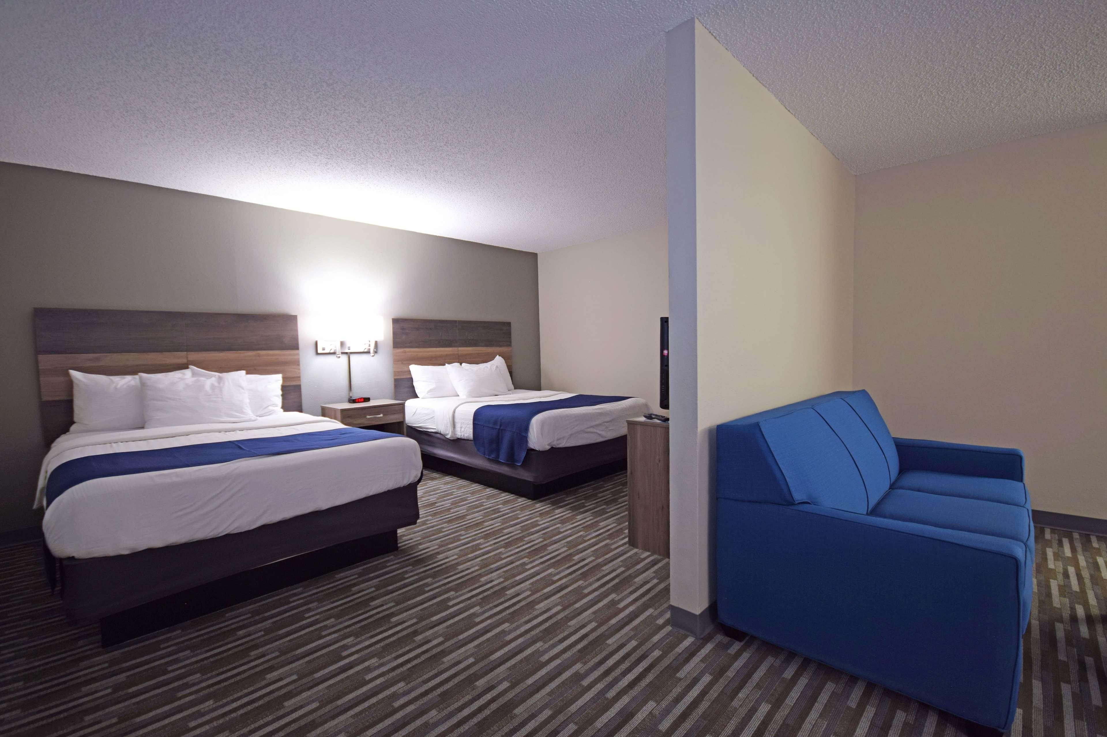 Days Inn & Suites By Wyndham Wisconsin Dells Exteriör bild