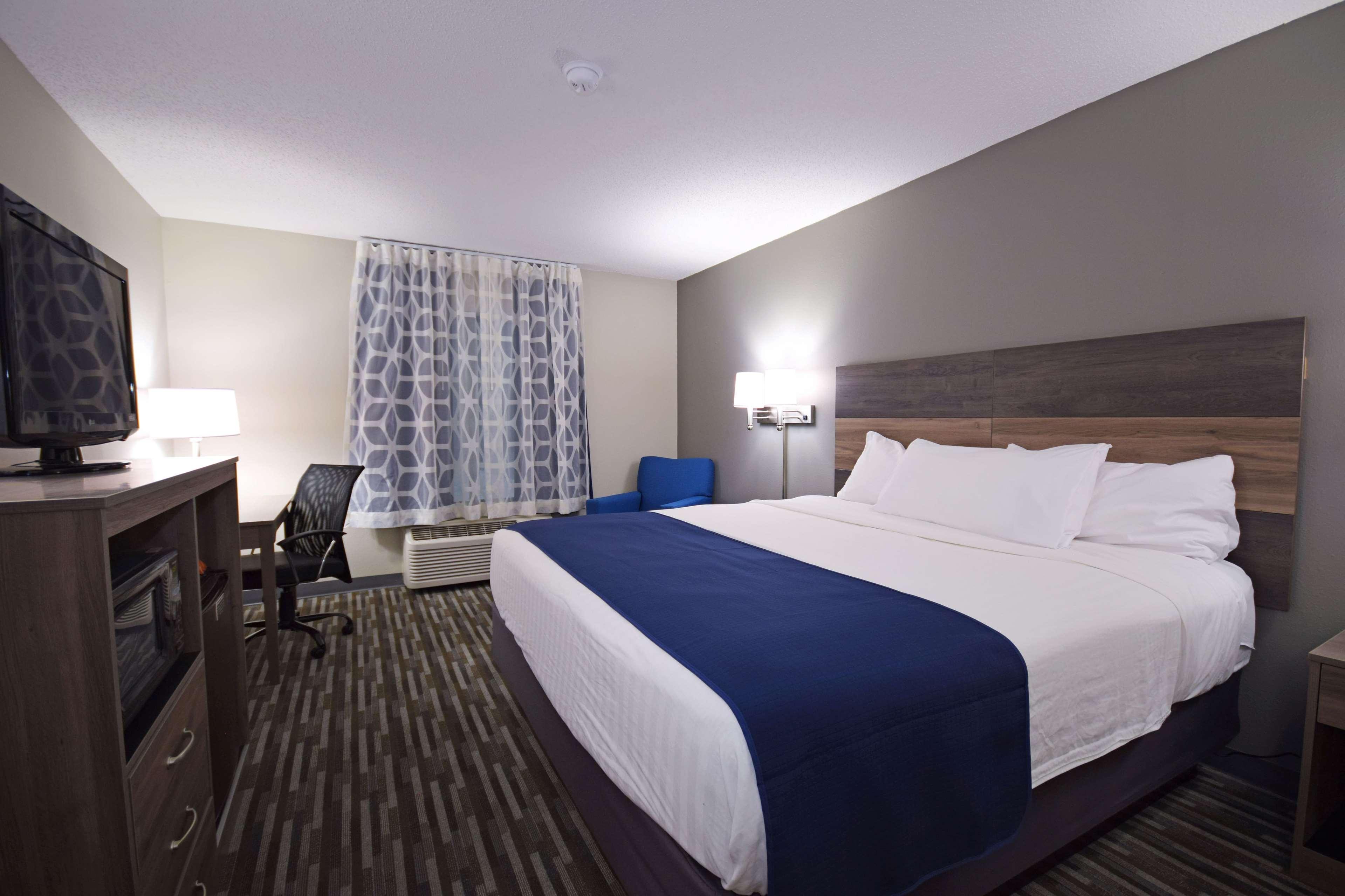 Days Inn & Suites By Wyndham Wisconsin Dells Exteriör bild
