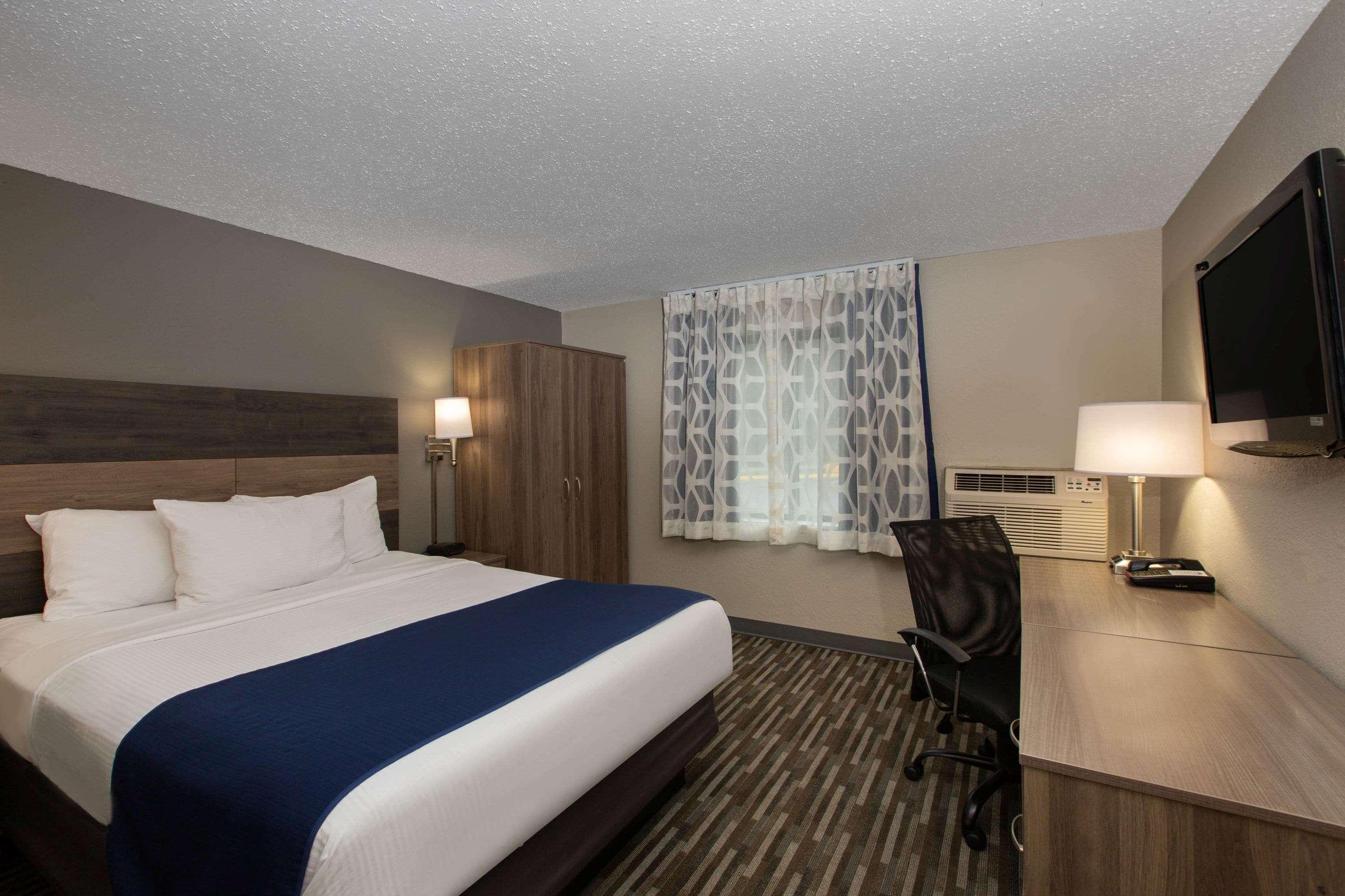 Days Inn & Suites By Wyndham Wisconsin Dells Exteriör bild