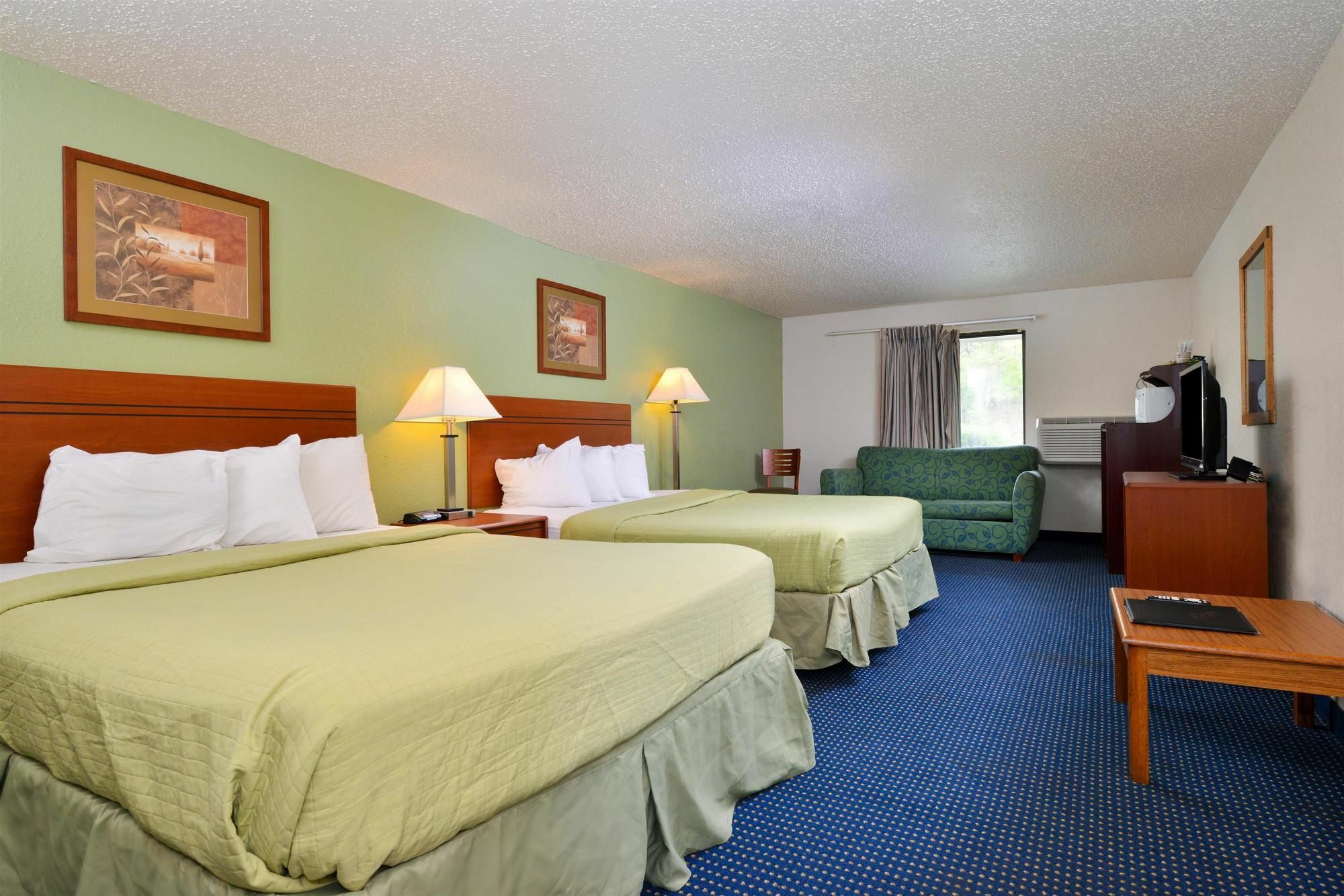 Days Inn & Suites By Wyndham Wisconsin Dells Exteriör bild