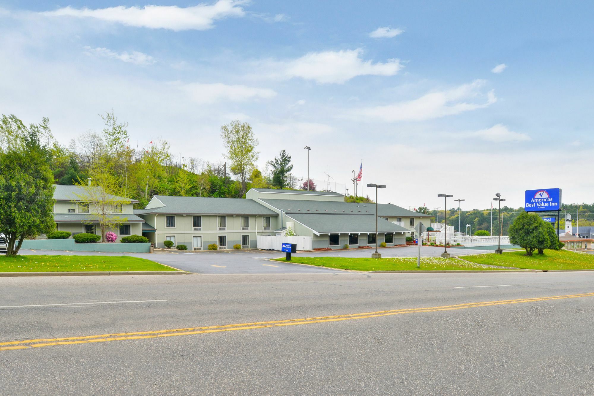 Days Inn & Suites By Wyndham Wisconsin Dells Exteriör bild